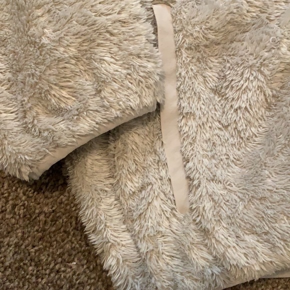 Zyia Sherpa Jacket - Picture 4 of 4